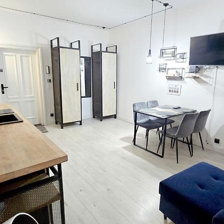 Siodemka By Rentoom Apartment Torun Exterior photo